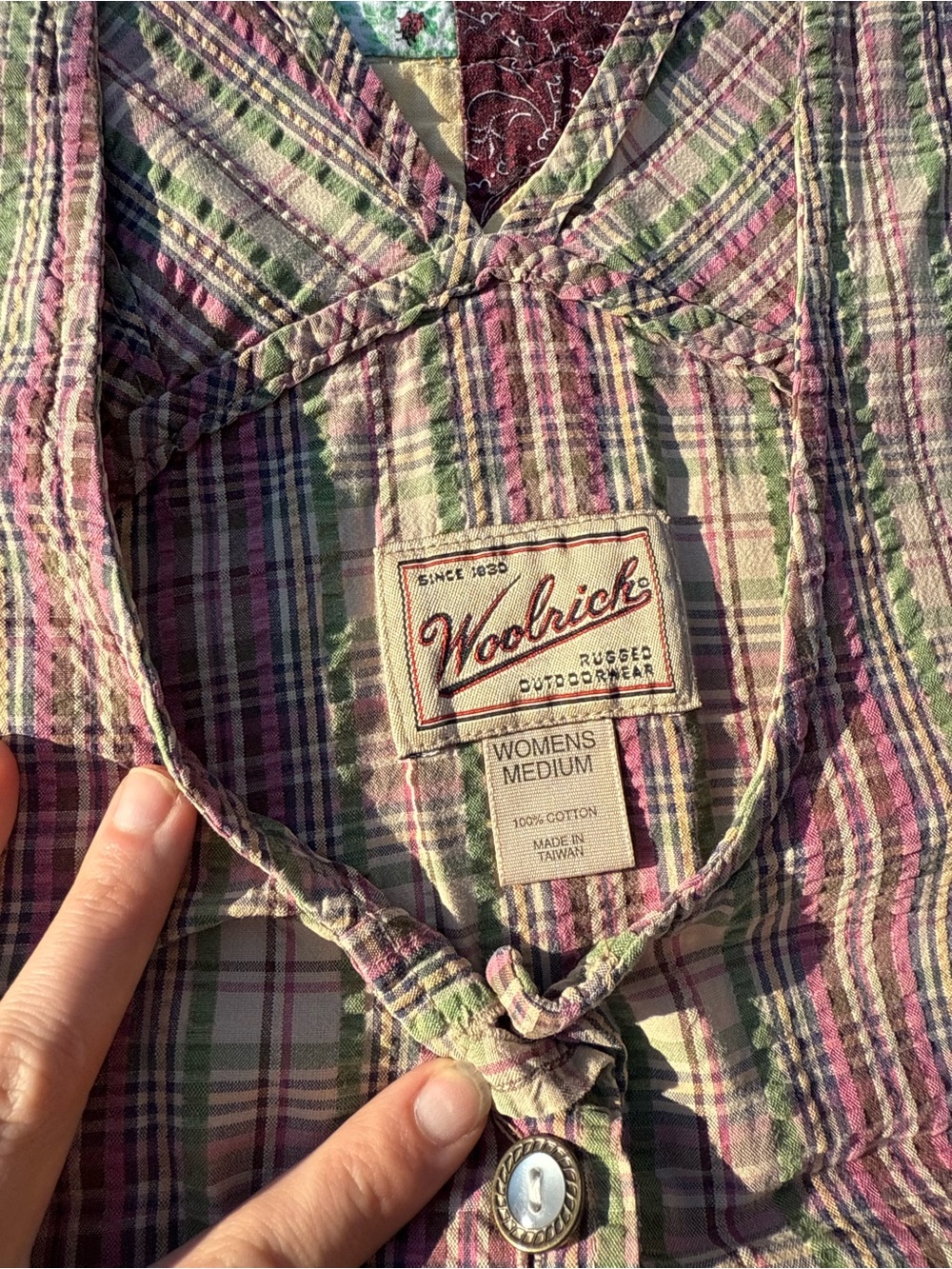 Woolrich Pink, Green & Cream Plaid Sleeveless Button Front Top - Picture 2 of 2